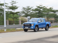 2.0T+采埃孚8AT 外观堪比猛禽 长城炮怕了吗?